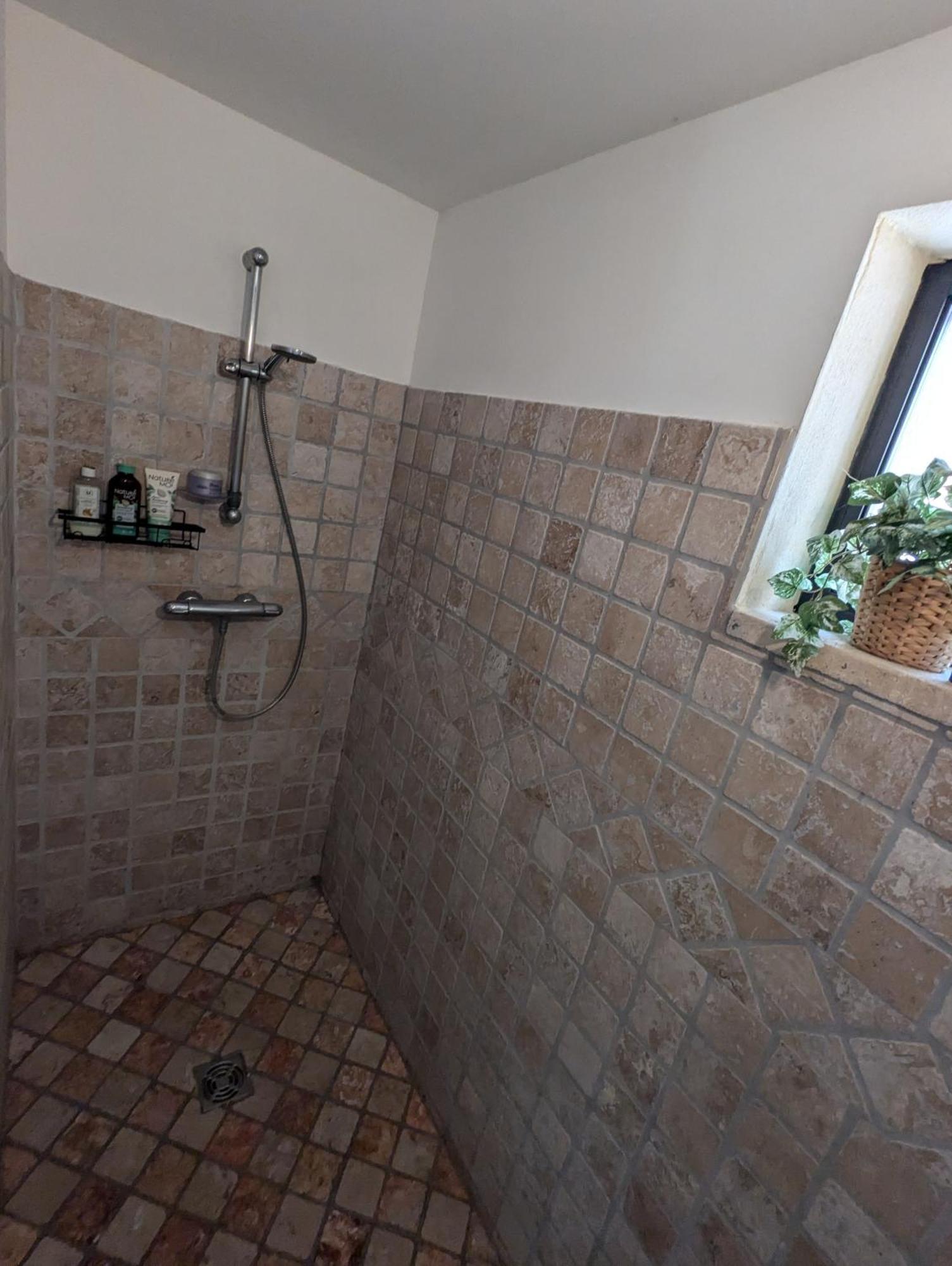 L'Orangerie Studio Калвисон Екстериор снимка
